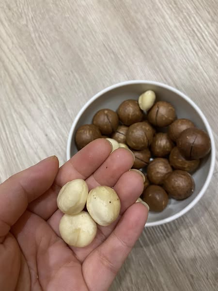Nhân mắc ca nguyên hạt cỡ lớn